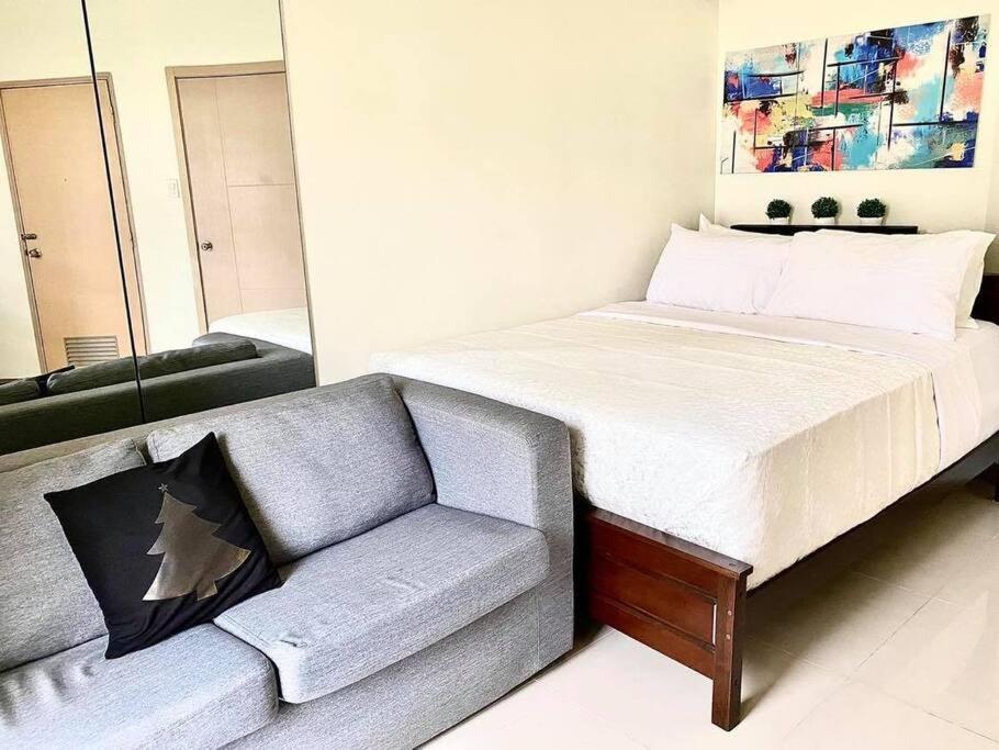 Field Residences Paranaque City Luaran gambar