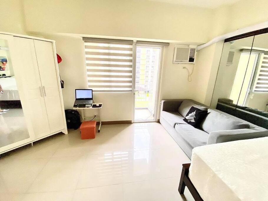 Field Residences Paranaque City Luaran gambar